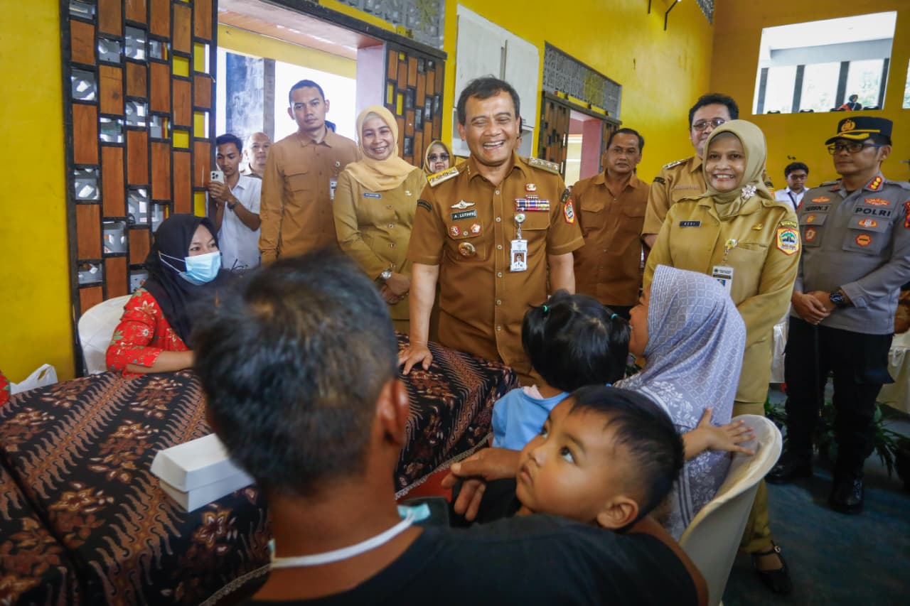 57.331 Masyarakat Manfaatkan Program Speling